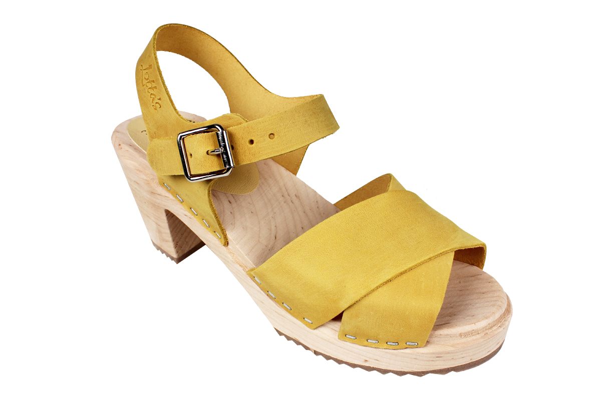 Cross Over Clogs Yellow Oiled Nubuck