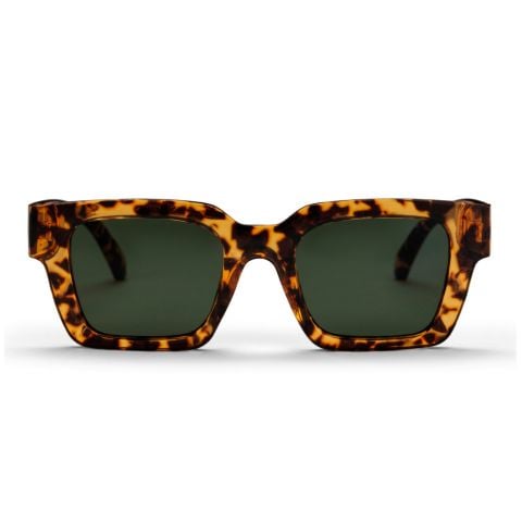 CHPO Max sunglasses in Leopard made of 100% recycled plastic. Available at Lotta from Stockholm