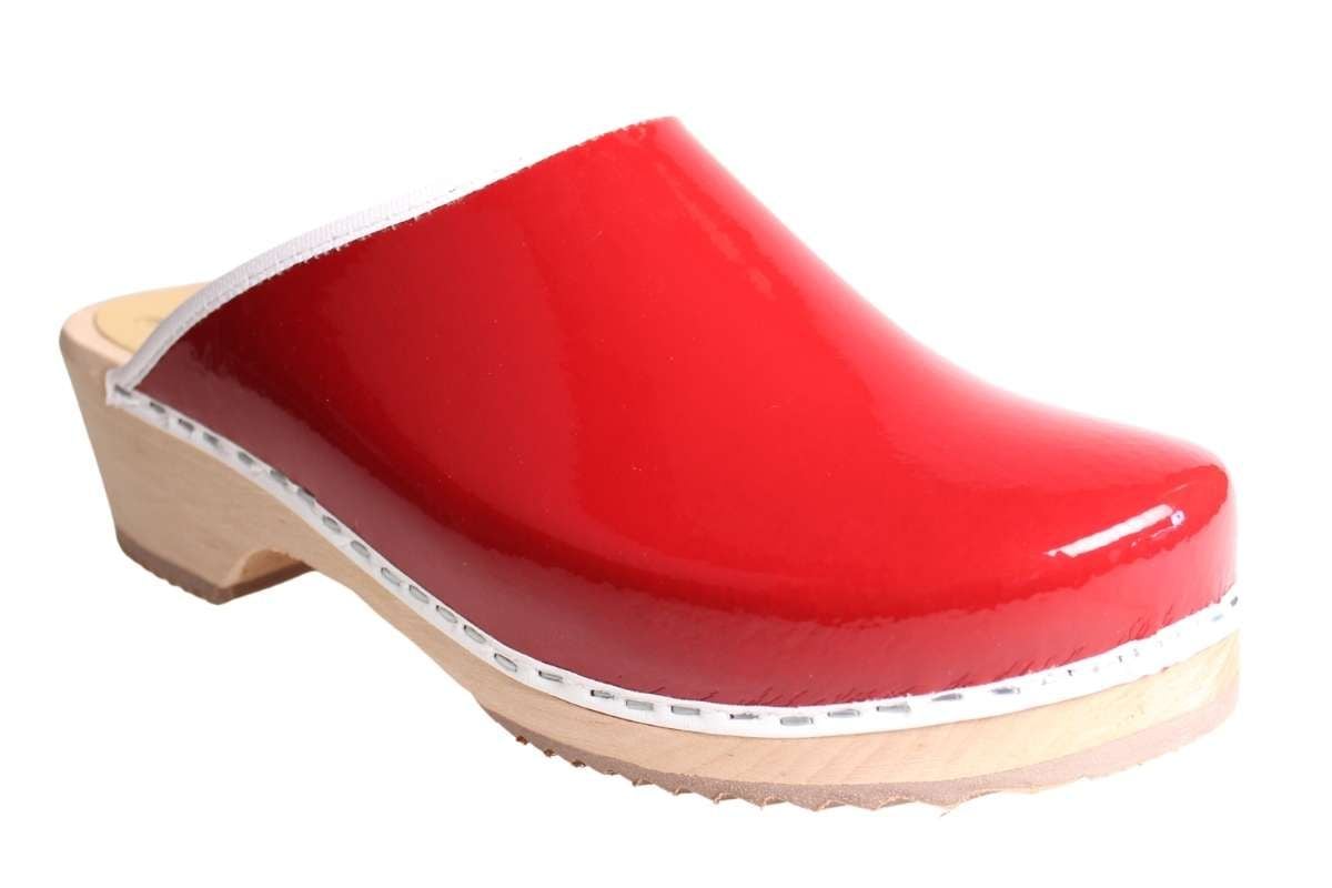 Classic Retro Clogs in Red Patent | Lotta from Stockholm