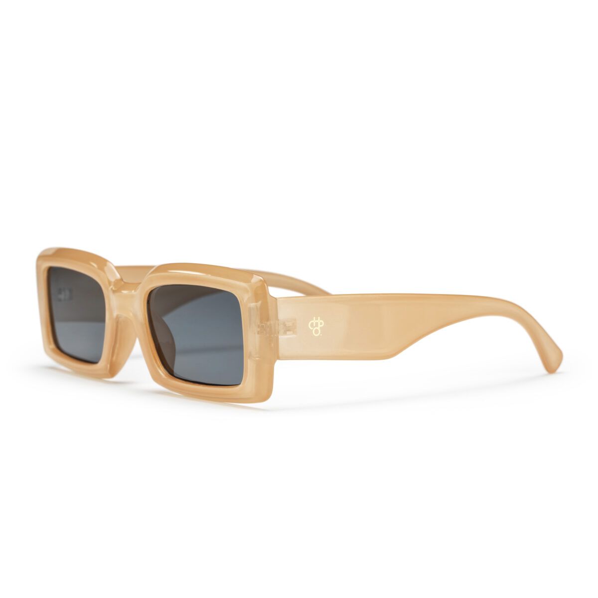 CHPO Tove sunglasses in Milky Tea made from 100% recycled plastic. Available at Lotta from Stockholm