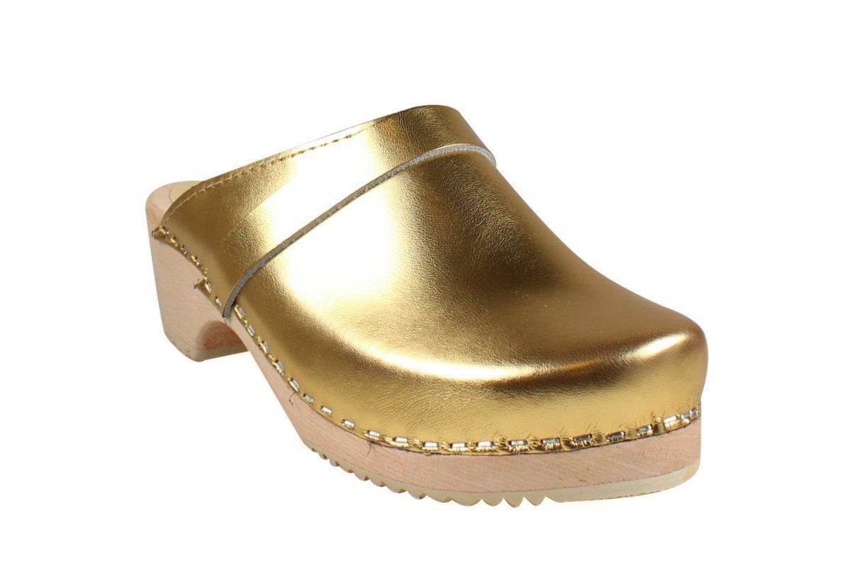 Classic Clogs for Women in Gold | Lotta from Stockholm